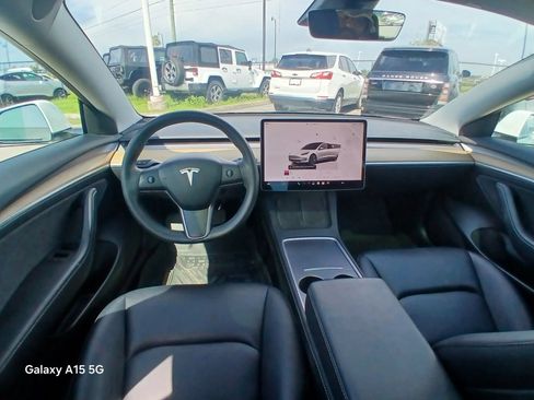 Used 2023 Tesla Model 3 Standard Range RWD image 22