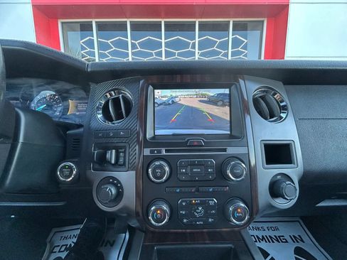 Used 2017 Ford Expedition Platinum AWD/4WD image 14