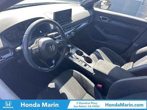 Used 2023 Honda Civic Sport image 11