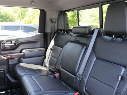 Used 2020 GMC Sierra 1500 SLT w/ SLT Premium Plus Package AWD/4WD image 18