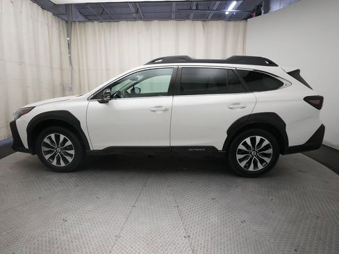 Used 2023 Subaru Outback Limited AWD/4WD image 25