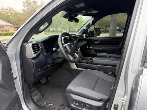 Used 2025 Toyota Tundra SR5 w/ SR5 Convenience Package image 15