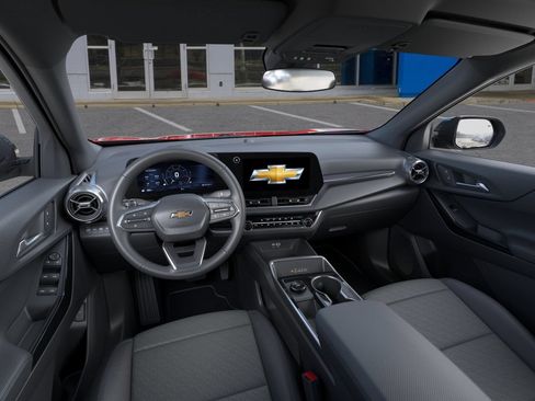 New 2027 Chevrolet Equinox LT w/ Convenience Package II AWD/4WD image 3
