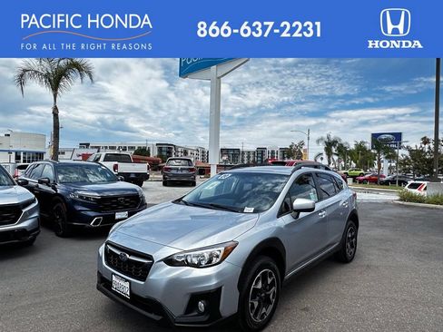 Used 2020 Subaru Crosstrek 2.0i Premium w/ Moonroof Package 1 AWD/4WD image 1