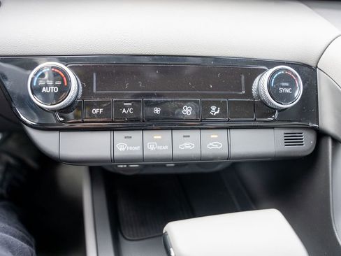 New 2025 Hyundai Elantra Sport image 26