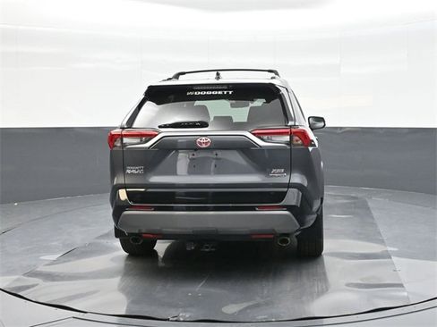 Used 2020 Toyota RAV4 XSE image 11