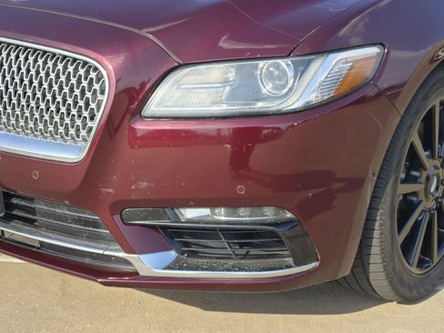 Used 2018 Lincoln Continental Reserve w/ Rear-seat Package image 31
