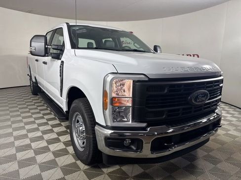 New 2026 Ford F250 XL w/ XL Chrome Package image 1