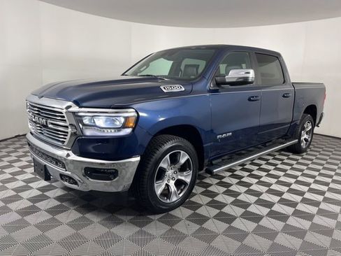 Used 2023 RAM 1500 Laramie AWD/4WD image 6