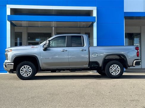 New 2026 Chevrolet Silverado 2500 LT image 9