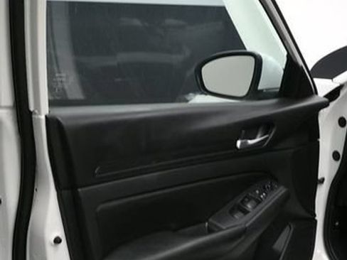 Used 2021 Nissan Altima 2.5 S FWD image 17