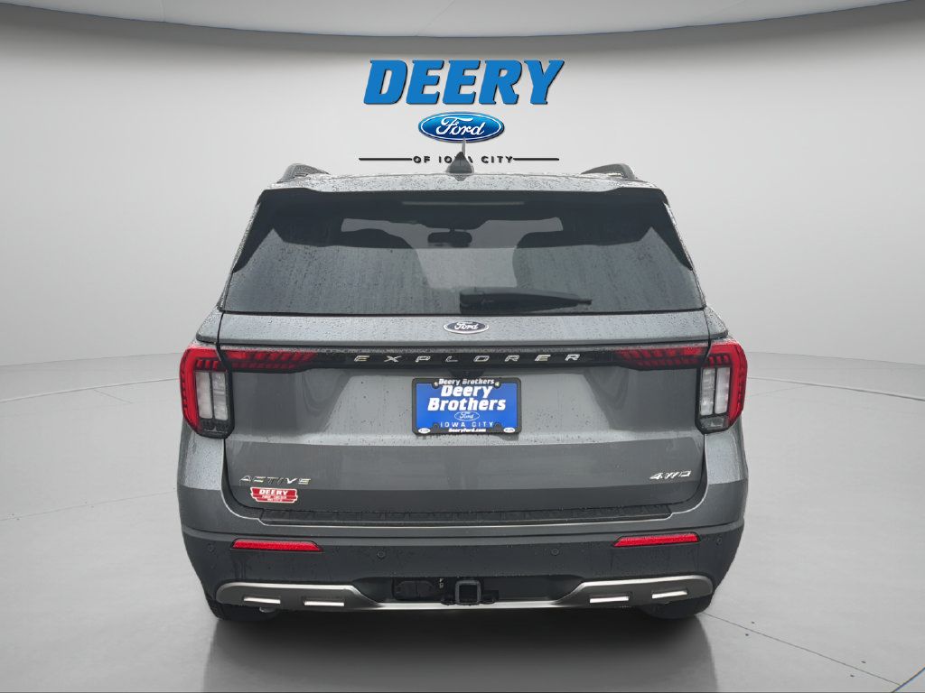 Certified 2025 Ford Explorer Active w/ Active Comfort Package AWD/4WD image 12