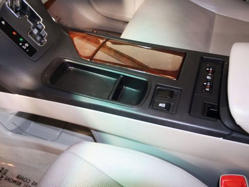 Used 2010 Lexus RX 350 2WD image 38