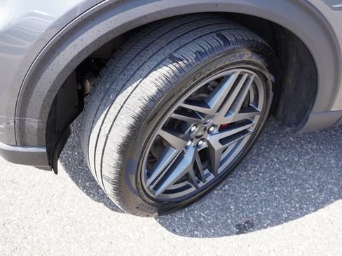 Used 2025 Ford Explorer ST-Line w/ ST-Line Street Pack AWD/4WD image 13