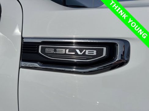 Used 2025 GMC Sierra 1500 SLT image 10