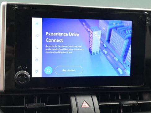 Certified 2025 Toyota RAV4 XLE image 28