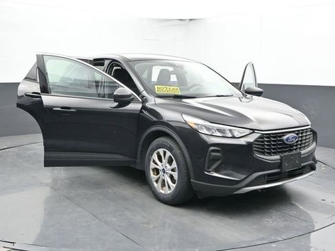 Used 2024 Ford Escape Active image 31