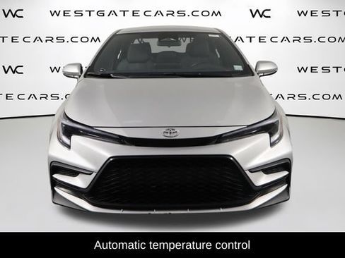 Used 2025 Toyota Corolla SE FWD image 2