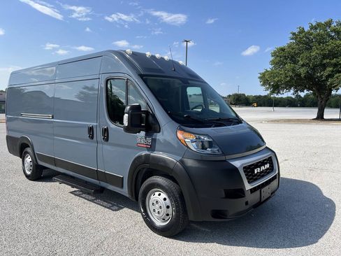 Used 2020 RAM ProMaster 3500 FWD image 2