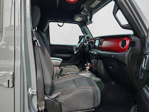 Used 2019 Jeep Wrangler Unlimited Rubicon AWD/4WD image 18