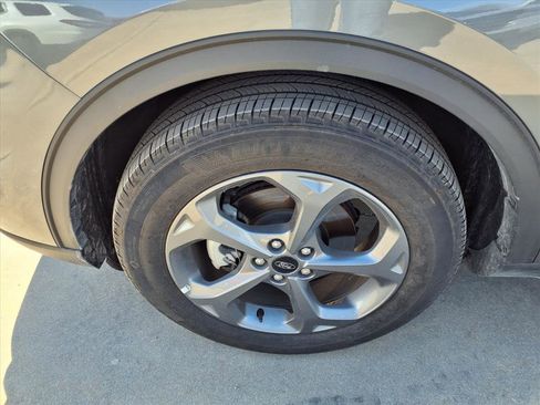 Used 2025 Ford Escape ST-Line image 23