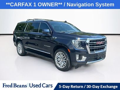 Used 2024 GMC Yukon XL SLT w/ SLT Premium Package