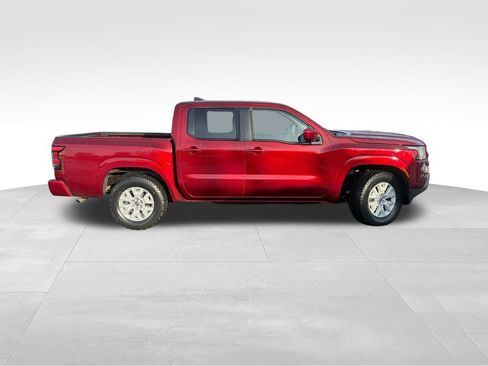Used 2023 Nissan Frontier SV image 15