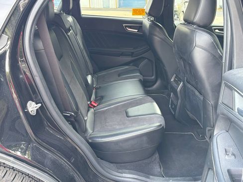 Used 2022 Ford Edge ST AWD/4WD image 17