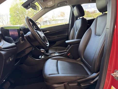 Used 2024 Buick Encore GX Sport Touring AWD/4WD image 14