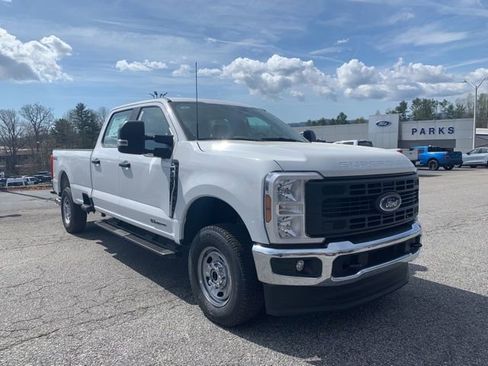 New 2026 Ford F250 XL w/ XL Chrome Package AWD/4WD image 2
