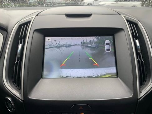 Used 2017 Ford Edge SEL w/ Equipment Group 201A image 19