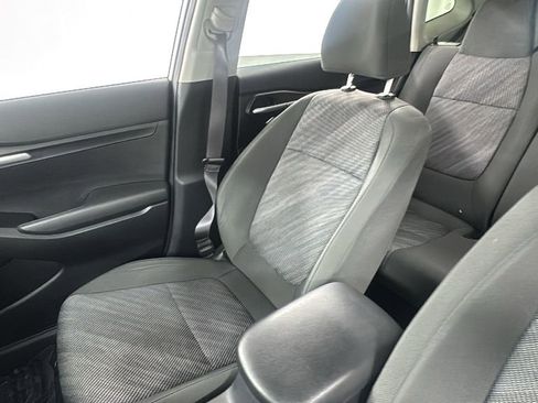 Used 2023 Kia Seltos LX image 13