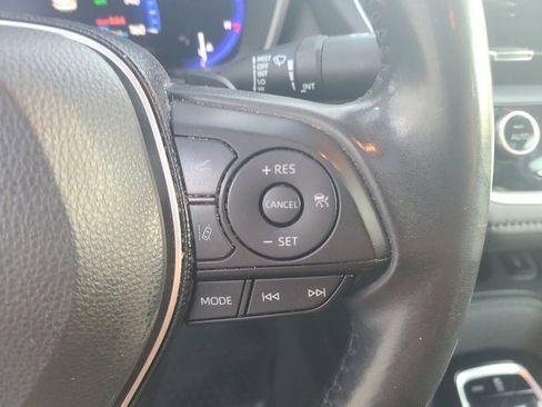 Used 2020 Toyota Corolla XSE image 21