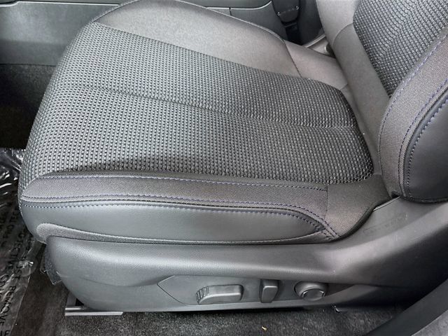 New 2026 Subaru Forester Premium AWD/4WD image 18