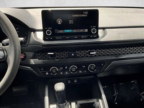 Used 2023 Honda Accord EX image 8
