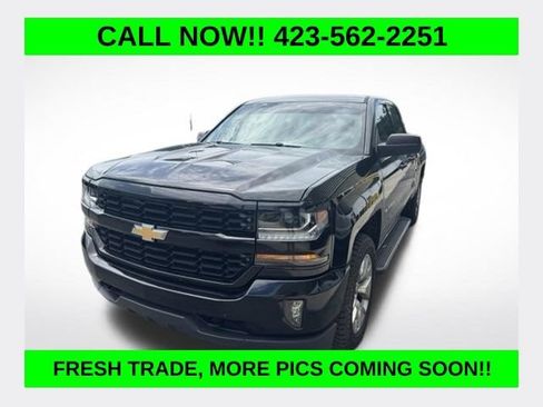 Used 2017 Chevrolet Silverado 1500 Custom w/ Custom Convenience Package RWD image 1