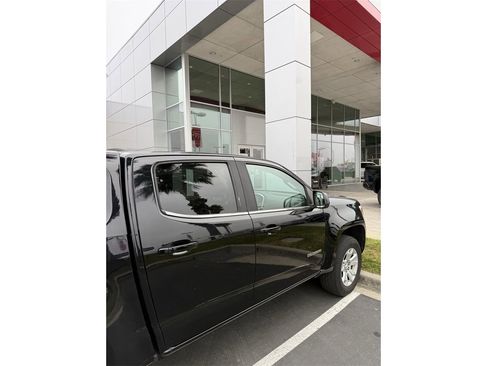 Used 2016 Chevrolet Colorado LT w/ LT Convenience Package image 6