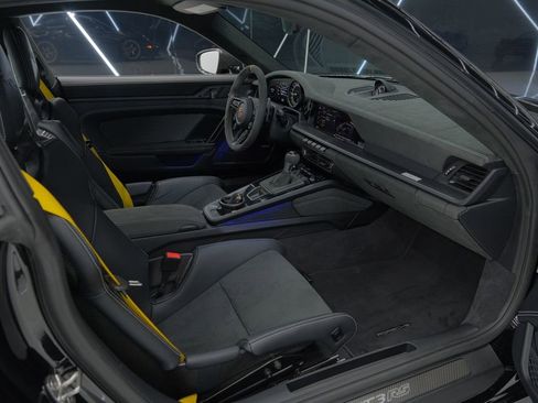 Used 2025 Porsche 911 GT3 RS image 42