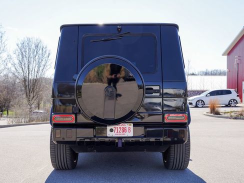 Used 2017 Mercedes-Benz G 63 AMG 4MATIC image 8