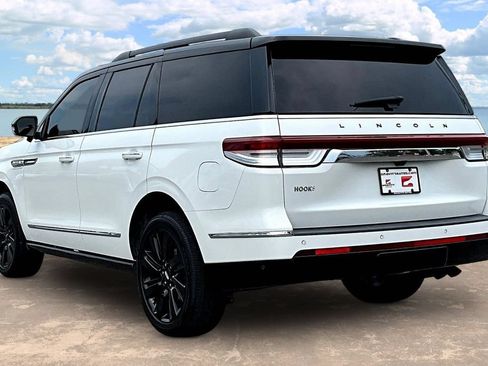 Used 2022 Lincoln Navigator Black Label AWD/4WD image 6