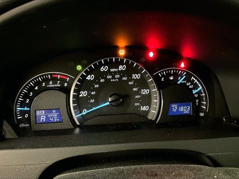 Used 2012 Toyota Camry LE image 20