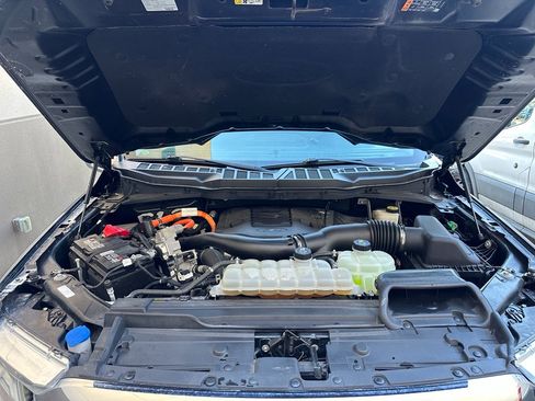 Used 2022 Ford F150 XLT image 33