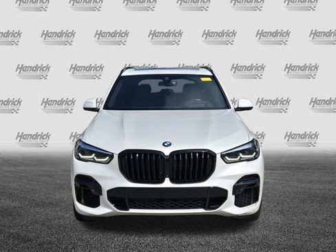 Used 2023 BMW X5 xDrive40i w/ M Sport Package AWD/4WD image 3
