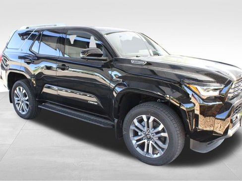 New 2026 Toyota 4Runner Limited AWD/4WD image 19