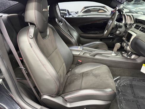 Used 2013 Chevrolet Camaro ZL1 image 24