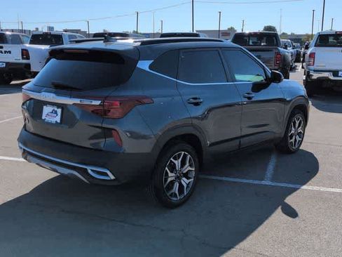 Used 2022 Kia Seltos EX AWD/4WD image 8