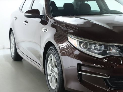 Used 2018 Kia Optima LX w/ Convenience Package image 8
