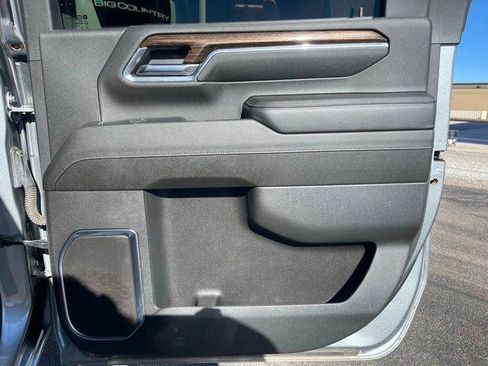 Used 2024 GMC Sierra 3500 SLE w/ SLE Value Package image 15