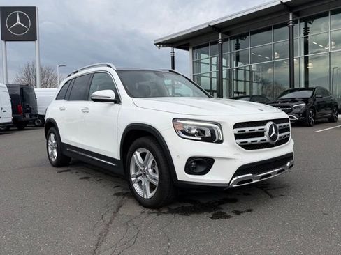 Certified 2022 Mercedes-Benz GLB 250 4MATIC image 1