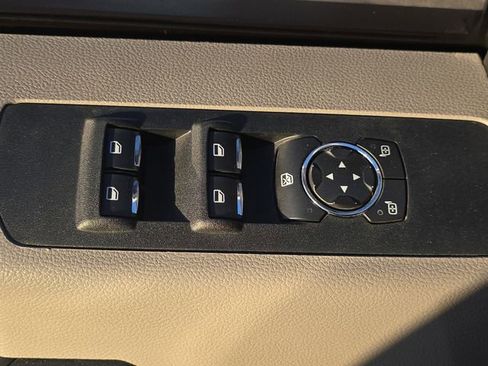 Used 2019 Ford F350 XL w/ Power Equipment Group image 26